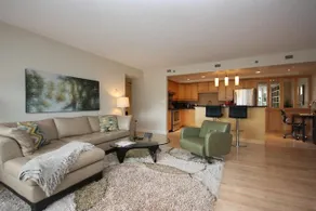 Premiere Suites Halifax, Bishop's Landing - Image 2