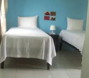 Alvynegril Guest House - Image 3