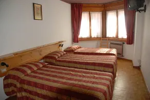 Park Hotel - Image 4