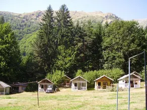 Hlebna Bungalows - Image 4