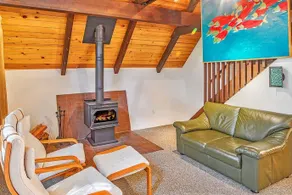 Four Stone Lodge - Image 4