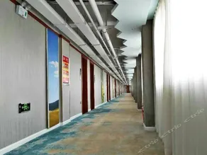 Yingbin Holiday Hotel - Image 4