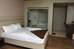 Hotel Aqua Regency - Image 1