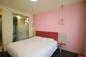 A9 Motel 159 - Image 5