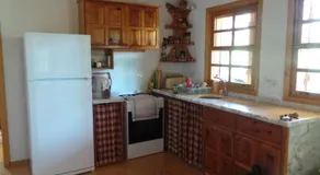 Mulberry House - Image 2