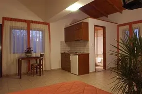 Sunrise Suites - Image 5
