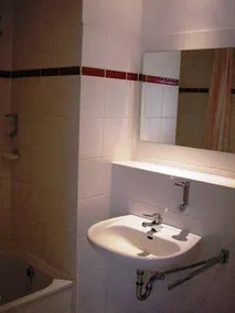Buffet Hotel - Image 3
