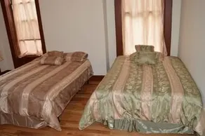 Williamsburg Hostel - Image 5
