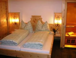 Apartamento vacacional con barbacoa, jacuzzi y jardín - Image 3