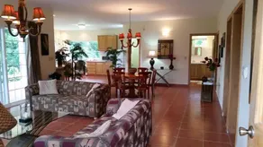 Las Plumas Holiday Home Rentals - Image 2