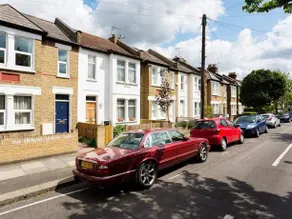 Veeve 3 Bed House Clarence Road Wimbledon - Image 1