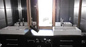 Black loft - Image 2