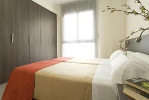 10 Housegate - Image 3