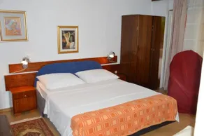 Hous Mira - Image 3
