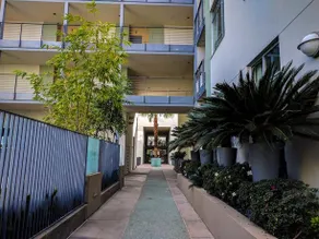 Hollywood Sunset Suite - Image 4