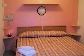 Hotel Midi - Image 5