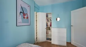 Modern Apartment in Warsaw - Image 2