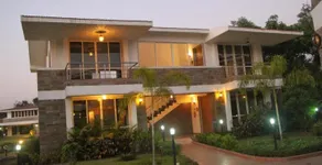 Wonderland Resort by Nexora - Image 2
