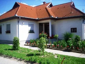 Nemeti Apartmanhaz - Image 2