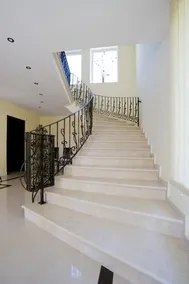 Old School Villa - Image 4