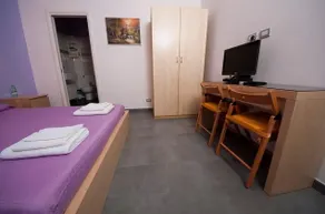 Domus Rachele Bed and Breakfast Rome - Image 3