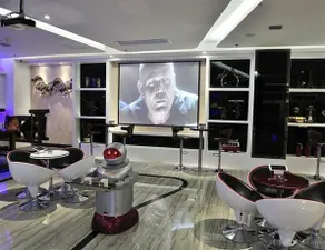 Pengheng Space Capsules Hotel - Image 5