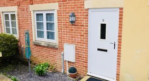 8 York Mews - Image 3