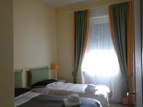 Apartment Piazza Bologna - Image 3