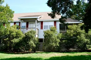 Gray Whale 3 Bedrooms 2 Bathrooms Home - Image 1