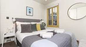 CHALET SUISSE - Central Chamonix - sleeps 4 - Image 2