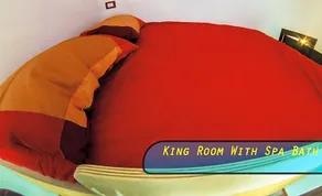 4roomz - Image 2