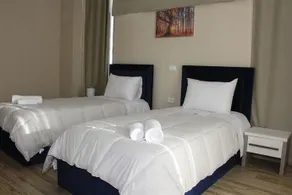 Sunrise Hotel - Image 2