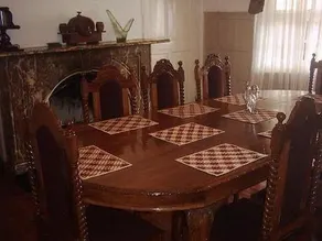 Risean's White Palace - Image 2