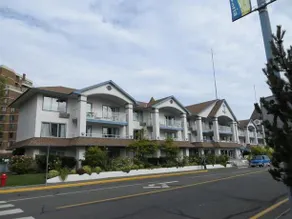 Admiral Inn - Image 2