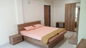 3BHK Service Apartment In Aundh, for Family/Ladies - Image 2