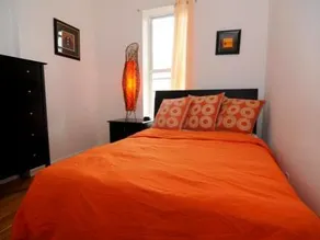 Uptown Deluxe Apartments - Image 5
