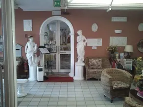 Hotel La Parigina - Image 2