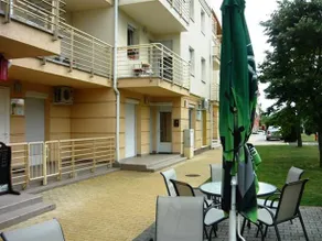 Lux Apartmanok - Image 2