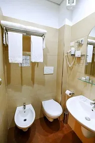 Hotel City - Image 3