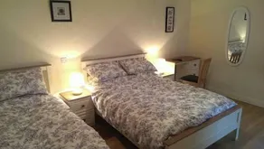 Travel Inn Travel On - Image 3