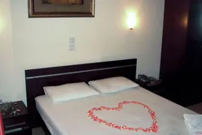 San Antonio - Image 2