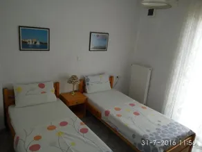 Petridis Hotel - Image 2