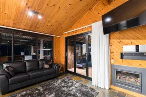 Waterfall Springs Retreat - Image 2