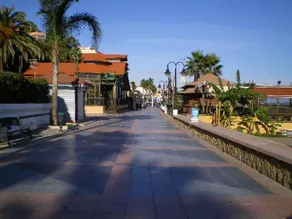 Apartamenyo en Sunsetbeach - Image 1