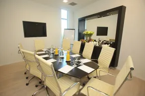 West All Suite Boutique Tel Aviv - Image 5