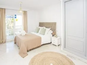 Marina Banus - Image 3