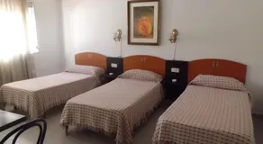 Hostal Europa - Image 3
