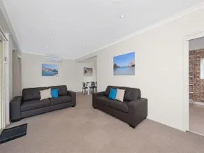 Squire Street 53 Ripple Cove Downstairs - Image 5