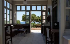 DellaGracia Mansion - up to 10 guests - Image 4