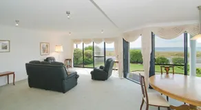 Bayside Beauty - Image 4